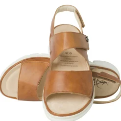 Klassische Sandalen