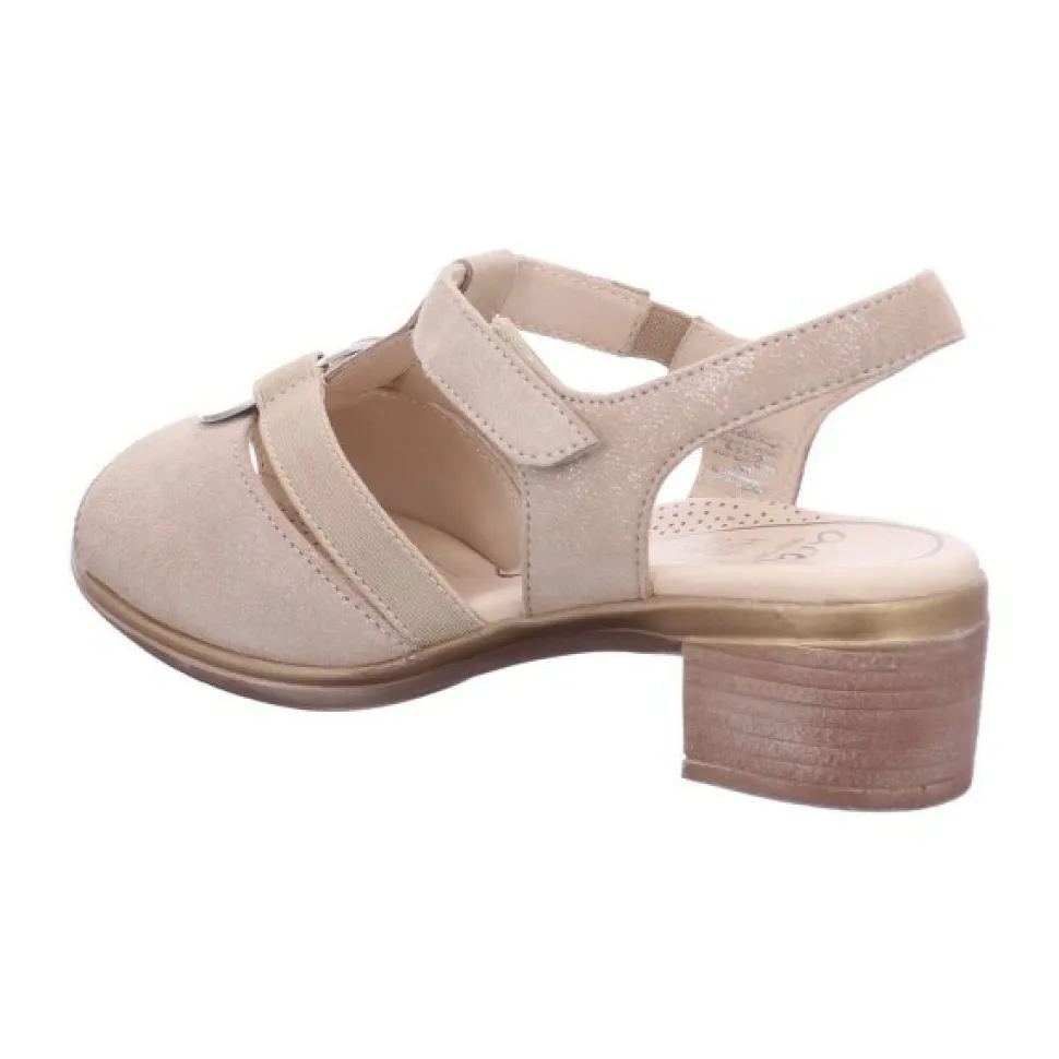 Klassische Sandalen beige