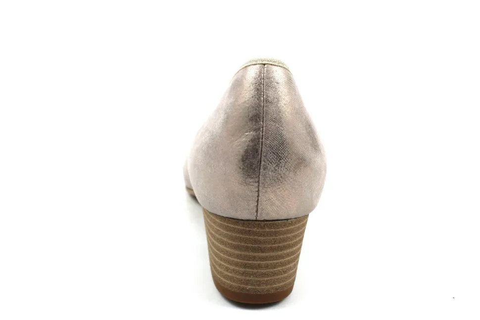 Modische Pumps beige