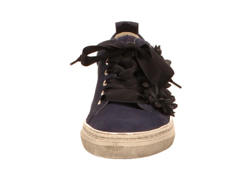 Sneaker blau