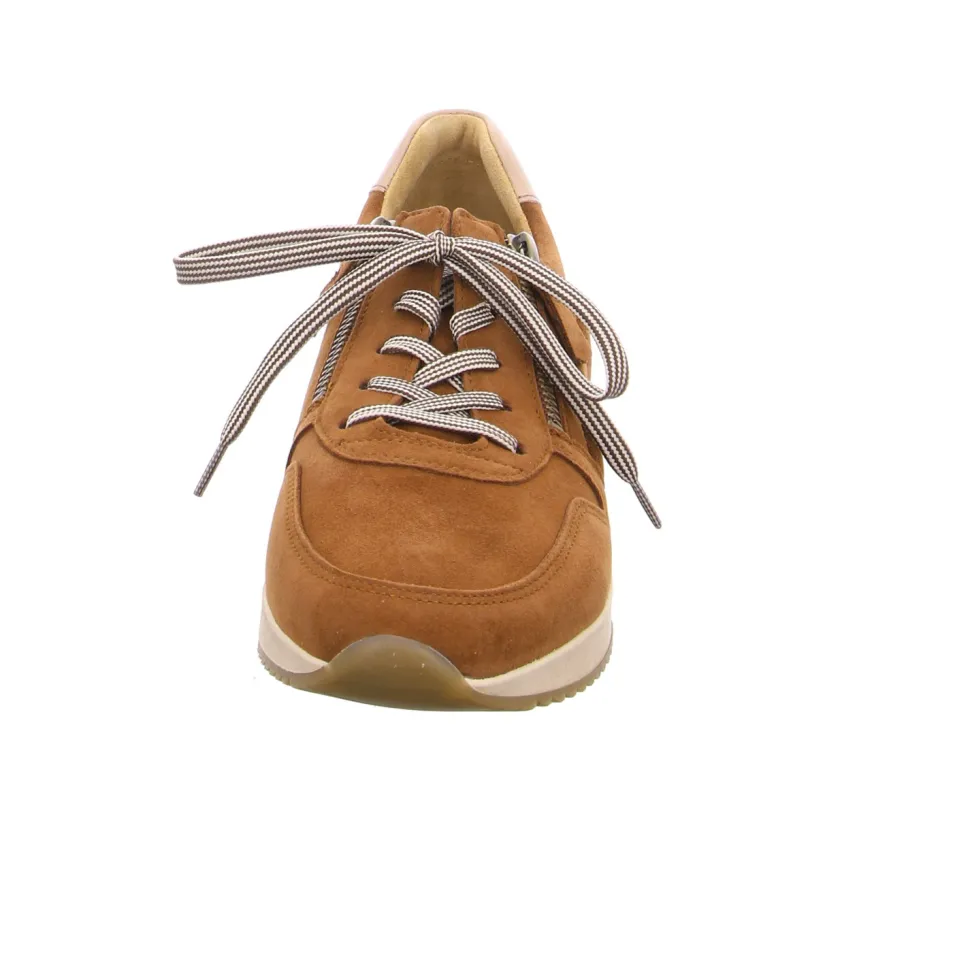 Sneaker braun