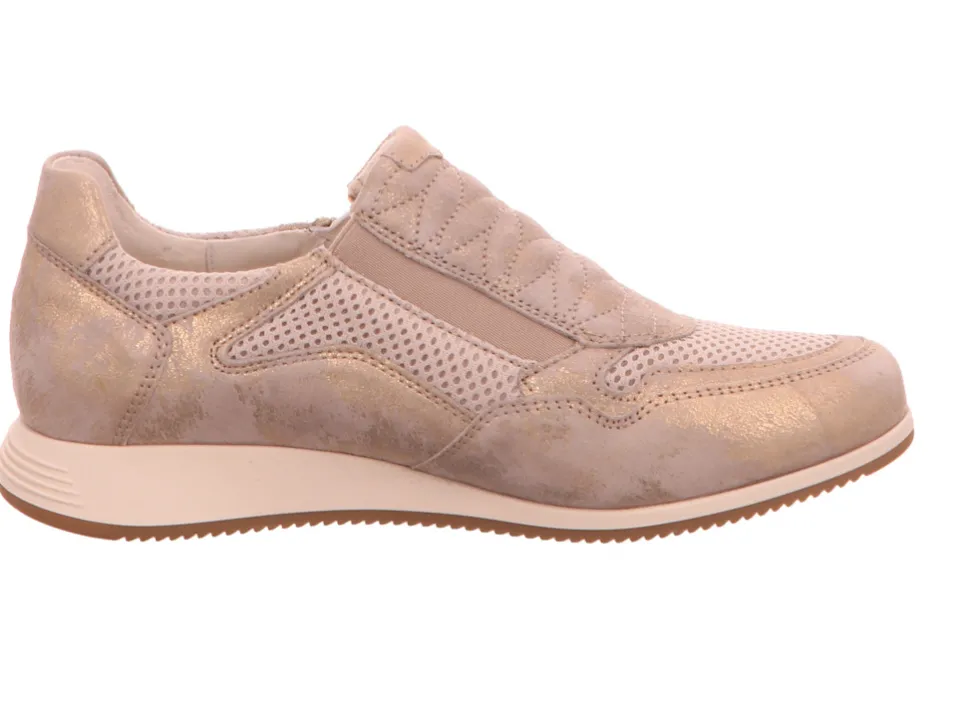 Sportliche Slipper beige