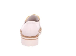 Sportliche Slipper beige 85.200
