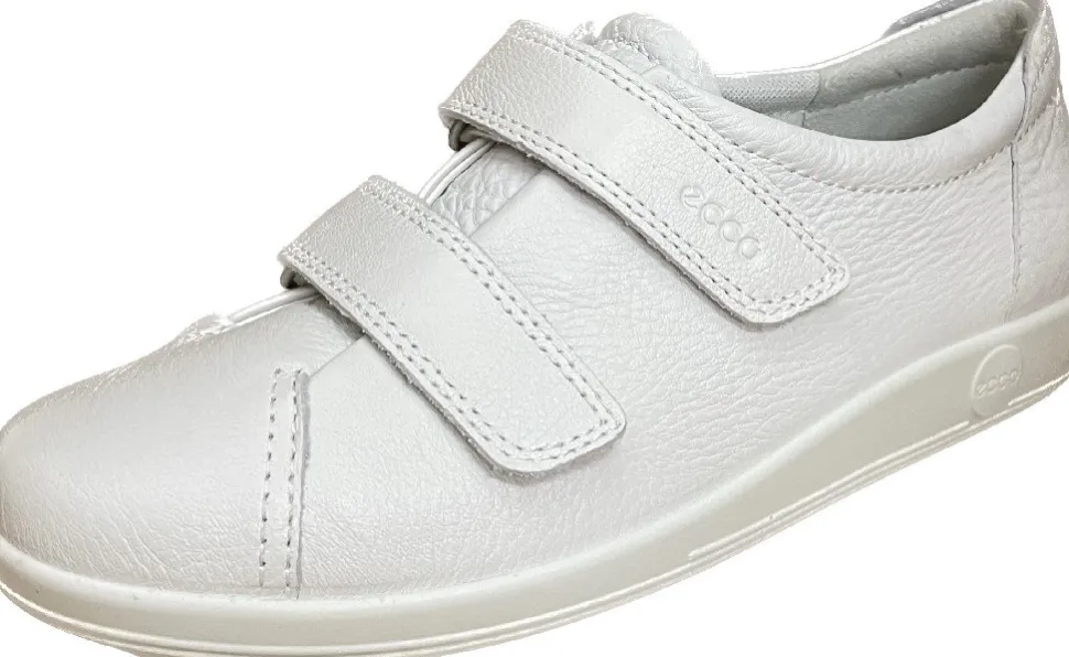 Sportliche Slipper weiss