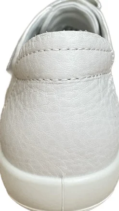 Sportliche Slipper weiss