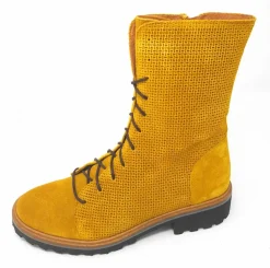 Stiefel gelb
