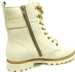 Winterstiefel weiss